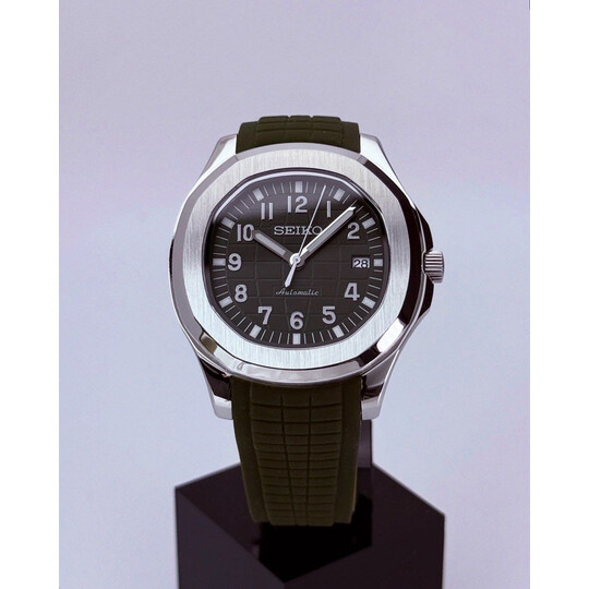 Custom Seiko Mod • Olive Green Aquanaut • 42mm